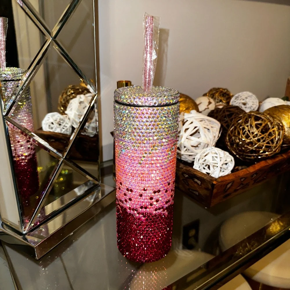 Custom Made Pink Rhinestone Tumbler🩷 - Picture 2 of 5